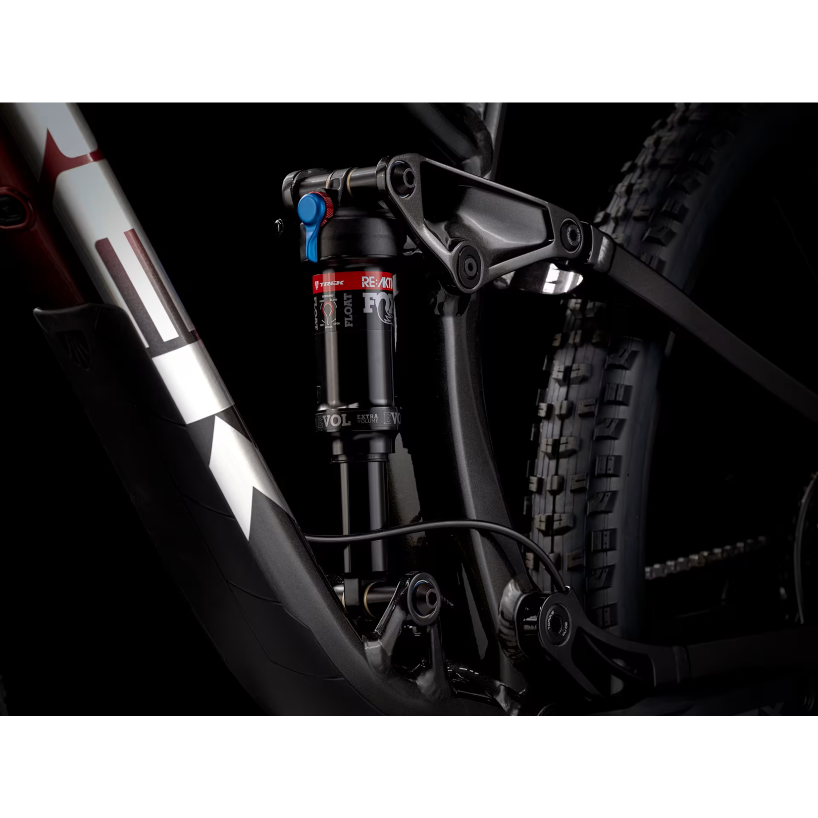 TREK FUEL EX 8 SM/27.5 RED/BLK