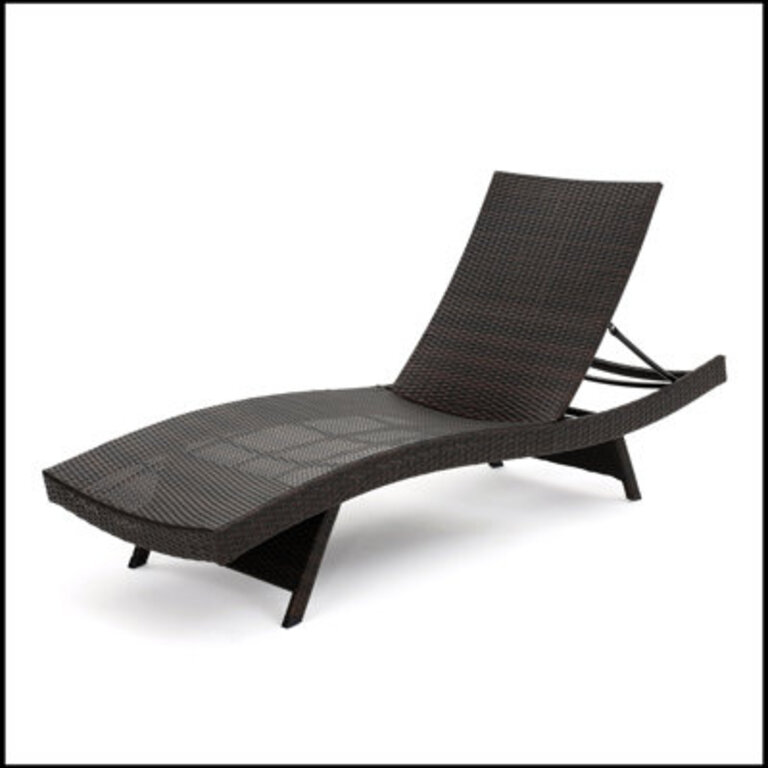 PE WICKER CHAISE Frame Color/Finish: Brown Multi