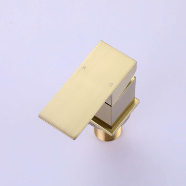 Waterfall Single Handle Deck Mounted Roman Tub Faucet Finish: Brushed Gold