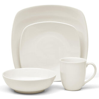 Noritake Colorwave Square 4 Piece Place Setting, Service for 1 Color: Naked