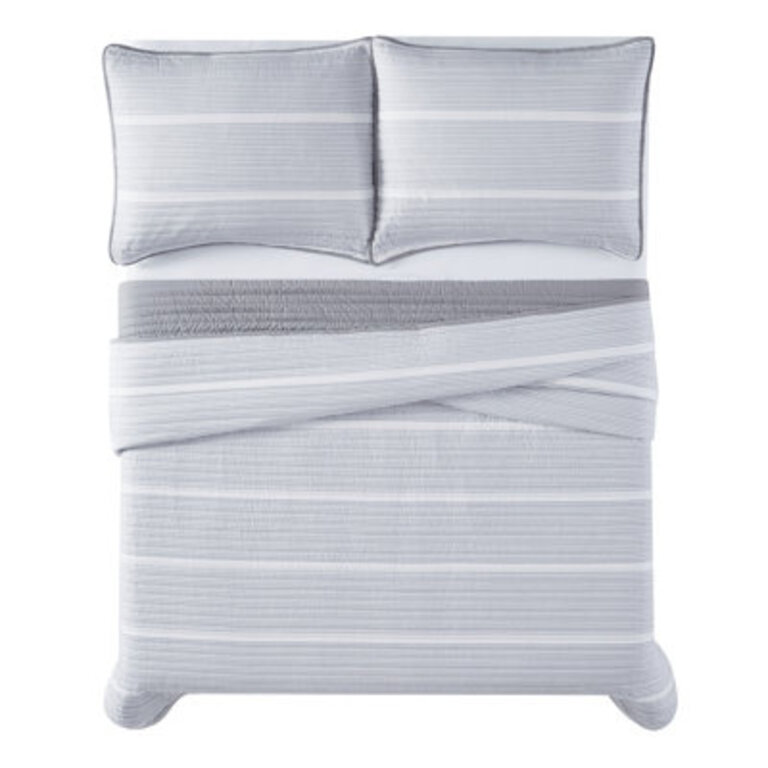 Rabun Quilt Set Size: King + 2 King Sham, Color: Grey