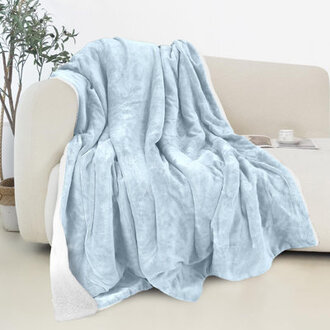 Sherpa Weighted Heated Throw Blanket Color: Aqua Blue