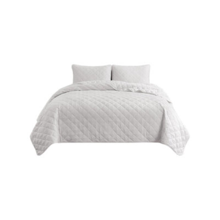 Wayfair Basics® Microfiber Reversible Diamond Quilt Set Size: Twin/Twin XL Quilt + 1 Standard Sham, Color/Pattern: White