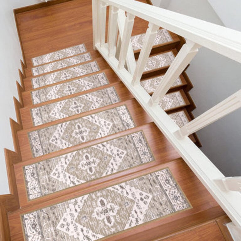 Michalah Non-Slip Indoor Stair Treads Color: Brown/Beige