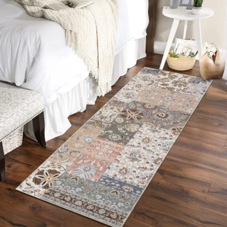 Shenard Area Rug with Non-Slip Backing Rug Size: Runner 2' x 6'