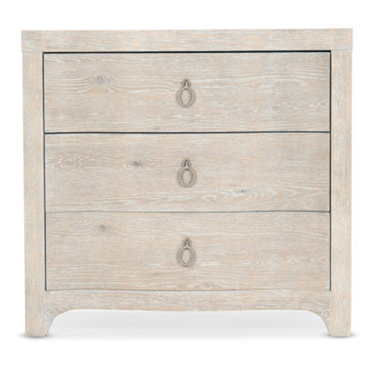 Serenity 32 W Nightstand