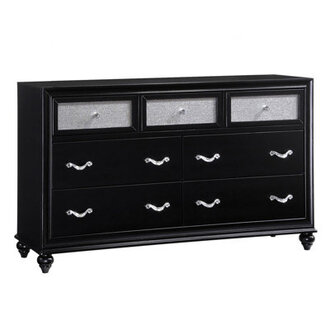 McManus 63 W 7 - Drawer Dresser