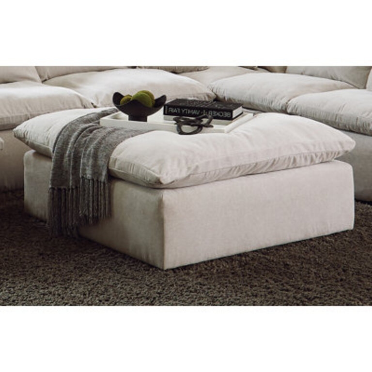 Barbaraanne Upholstered Ottoman