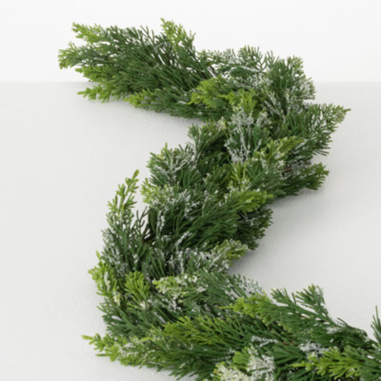 Aurore Savelle 72 Artificial Frosted Cedar Garland