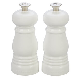 Le Creuset Set of 2 Salt and Pepper Mills