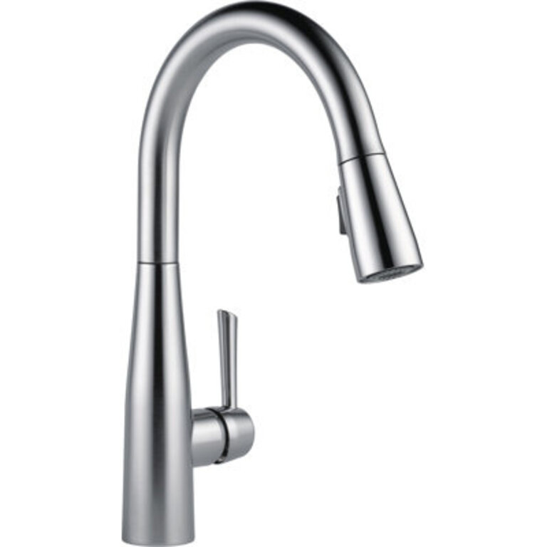 Essa Pull Down Single Handle Kitchen Faucet with MagnaTite and Diamond Seal Technology