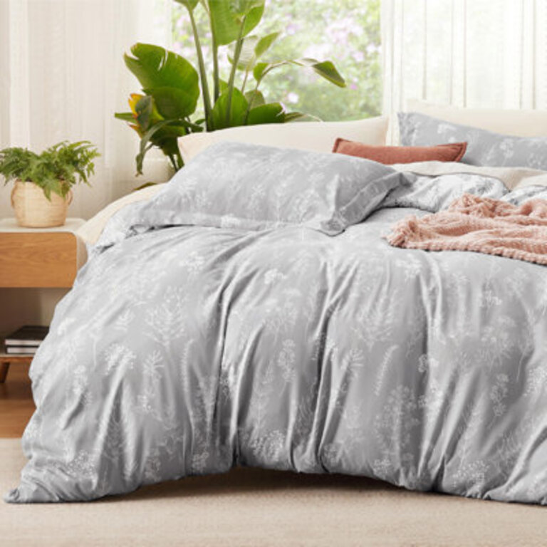 Bedsure Floral Duvet Cover Set - Reversible Beding Set with Zipper Closure Set of 3