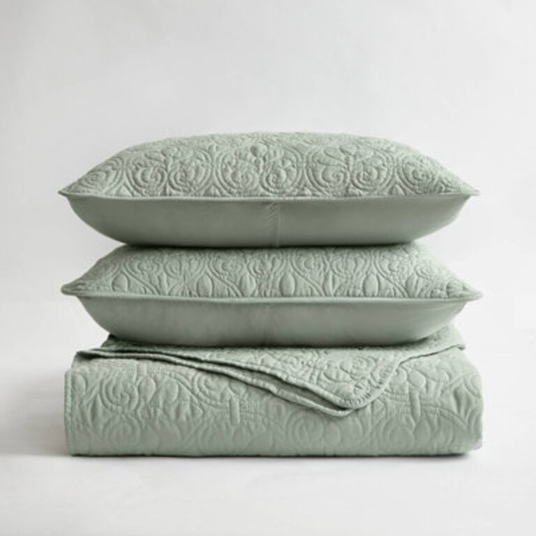 Quebec Reversible Bedspread Set
