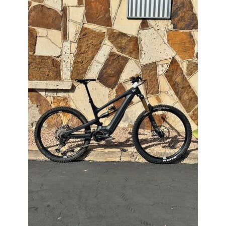 YT DECOY CORE 5  PRE-OWNED