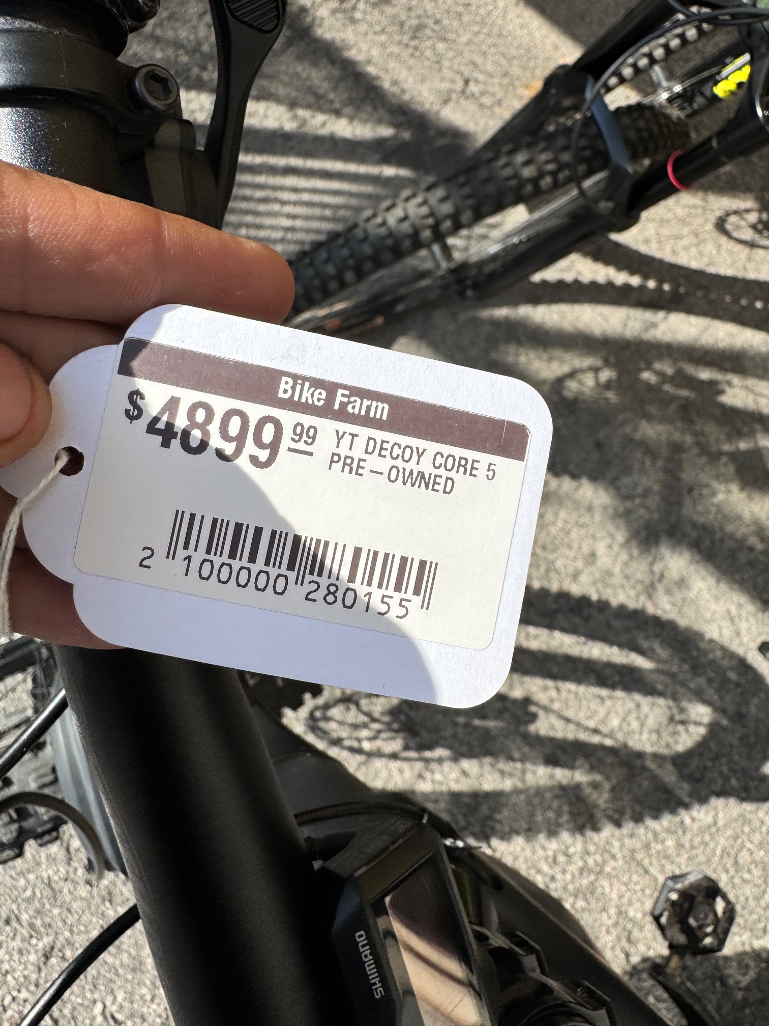 YT DECOY CORE 5  PRE-OWNED