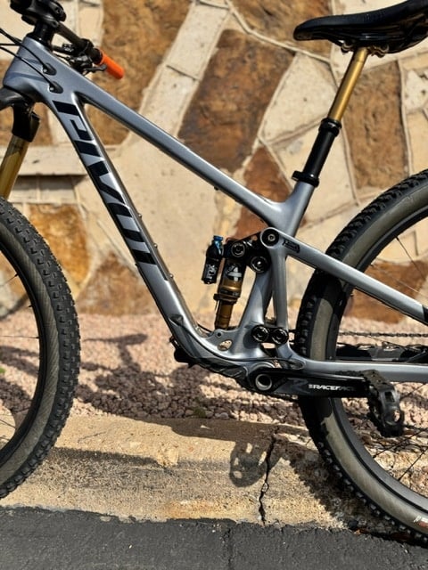 Pre-Owned Pivot Trail 429