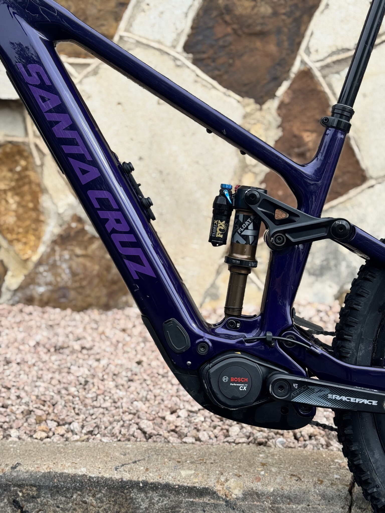 Santa Cruz Vala C Gloss Deep Purple Di2 XT Demo