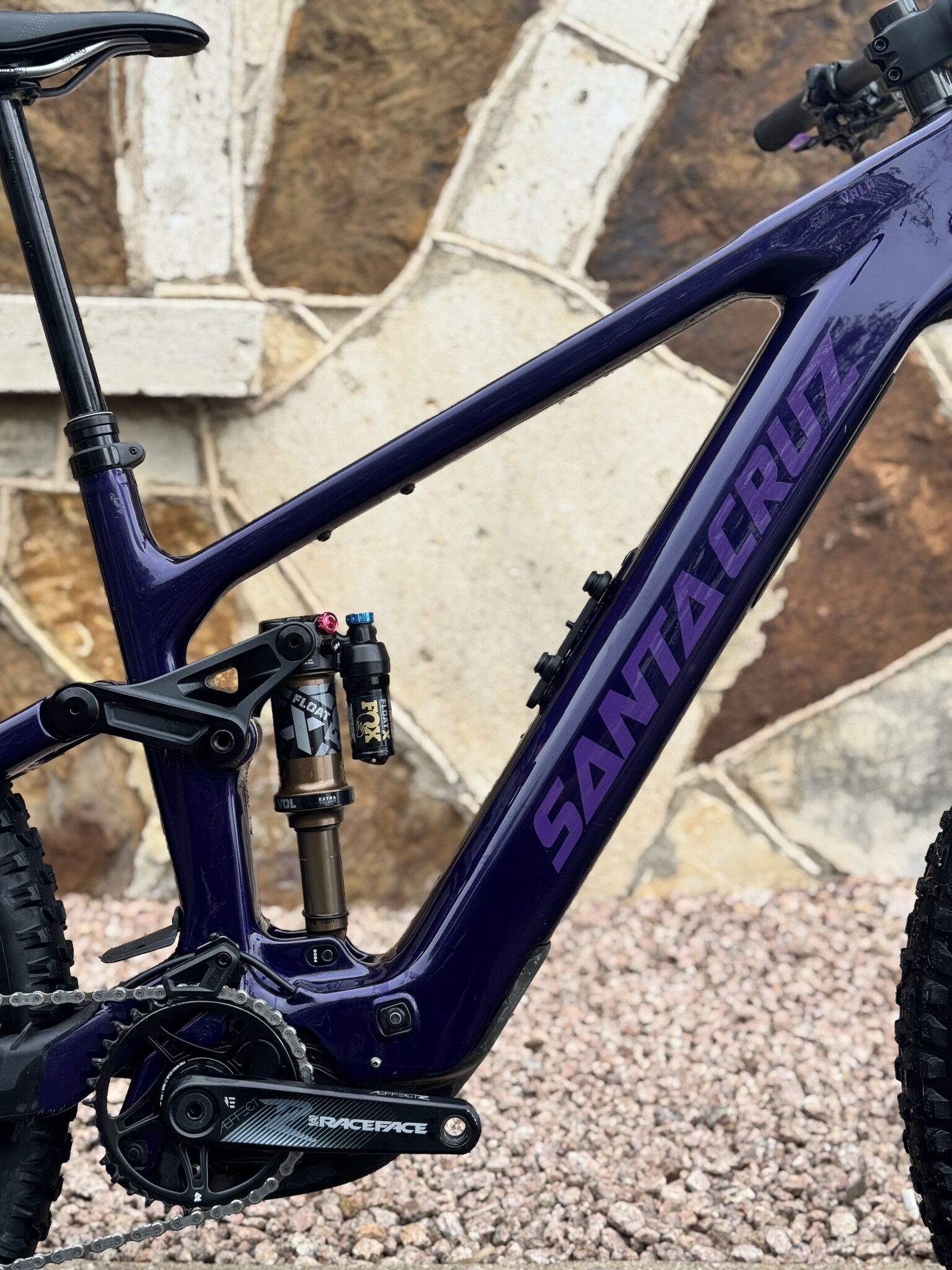 Santa Cruz Vala C Gloss Deep Purple Di2 XT Demo