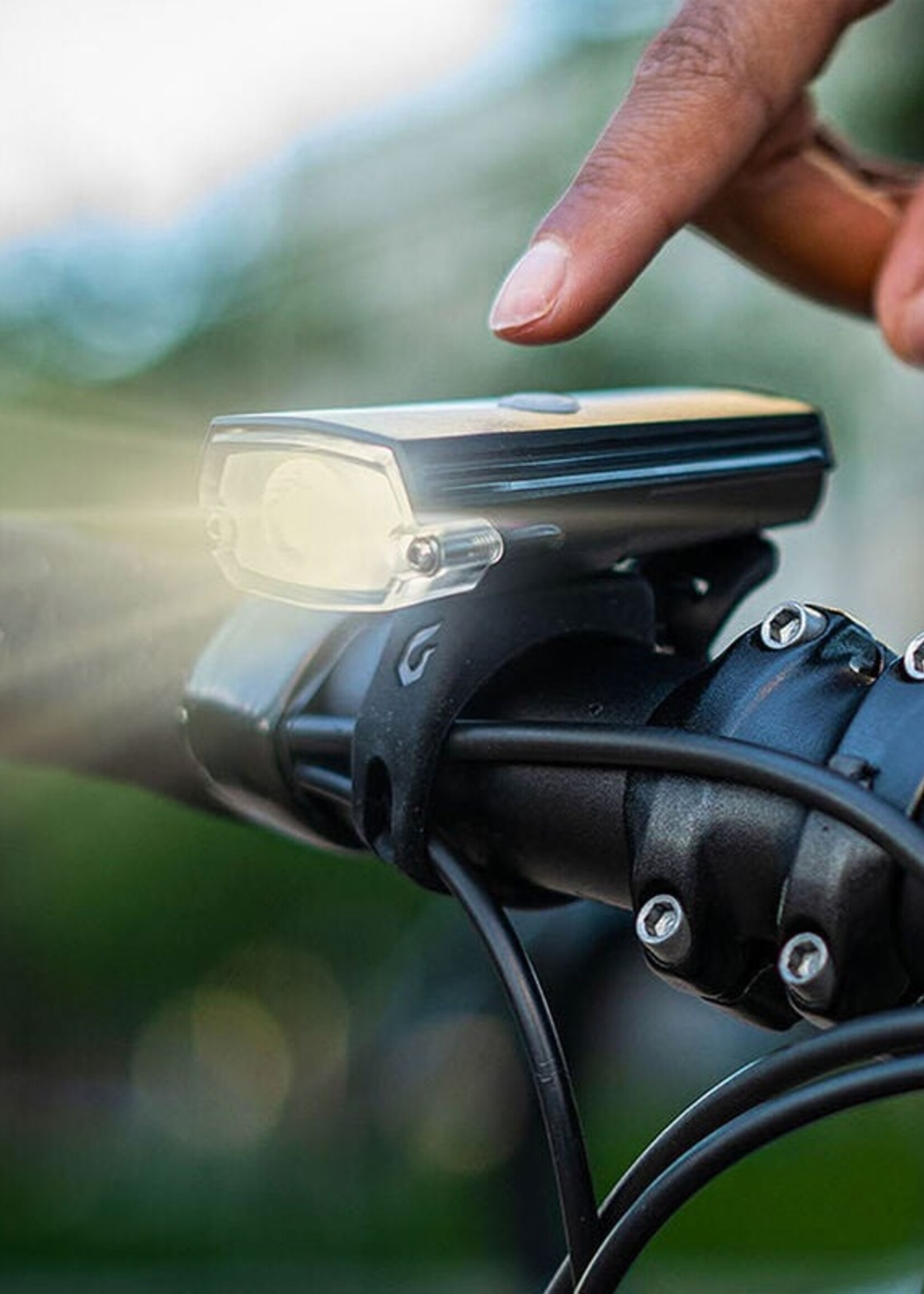 BLACKBURN BLACKBURN DAYBLAZER 550 FRONT LIGHT