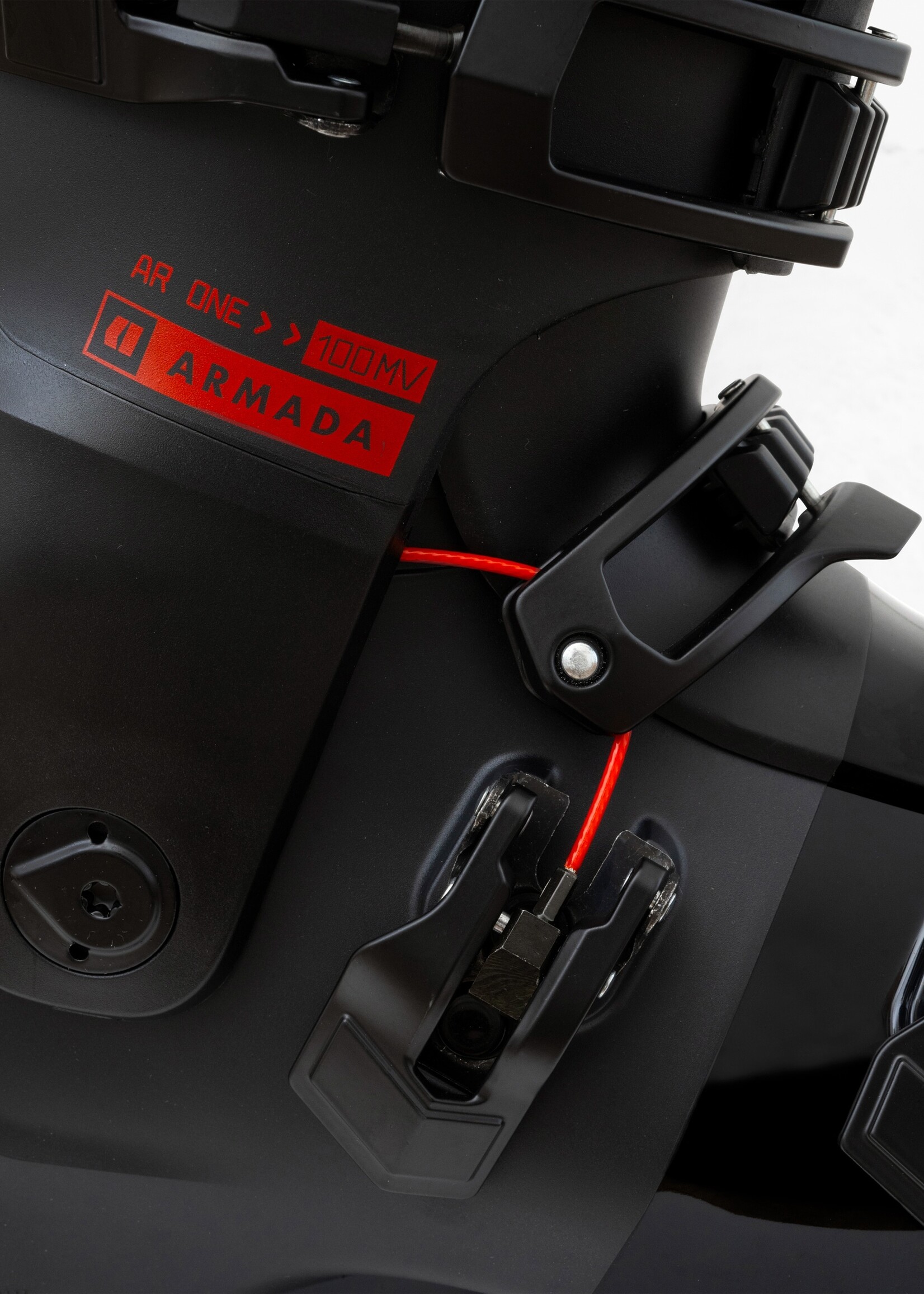 Armada Armada AR ONE 100 MV