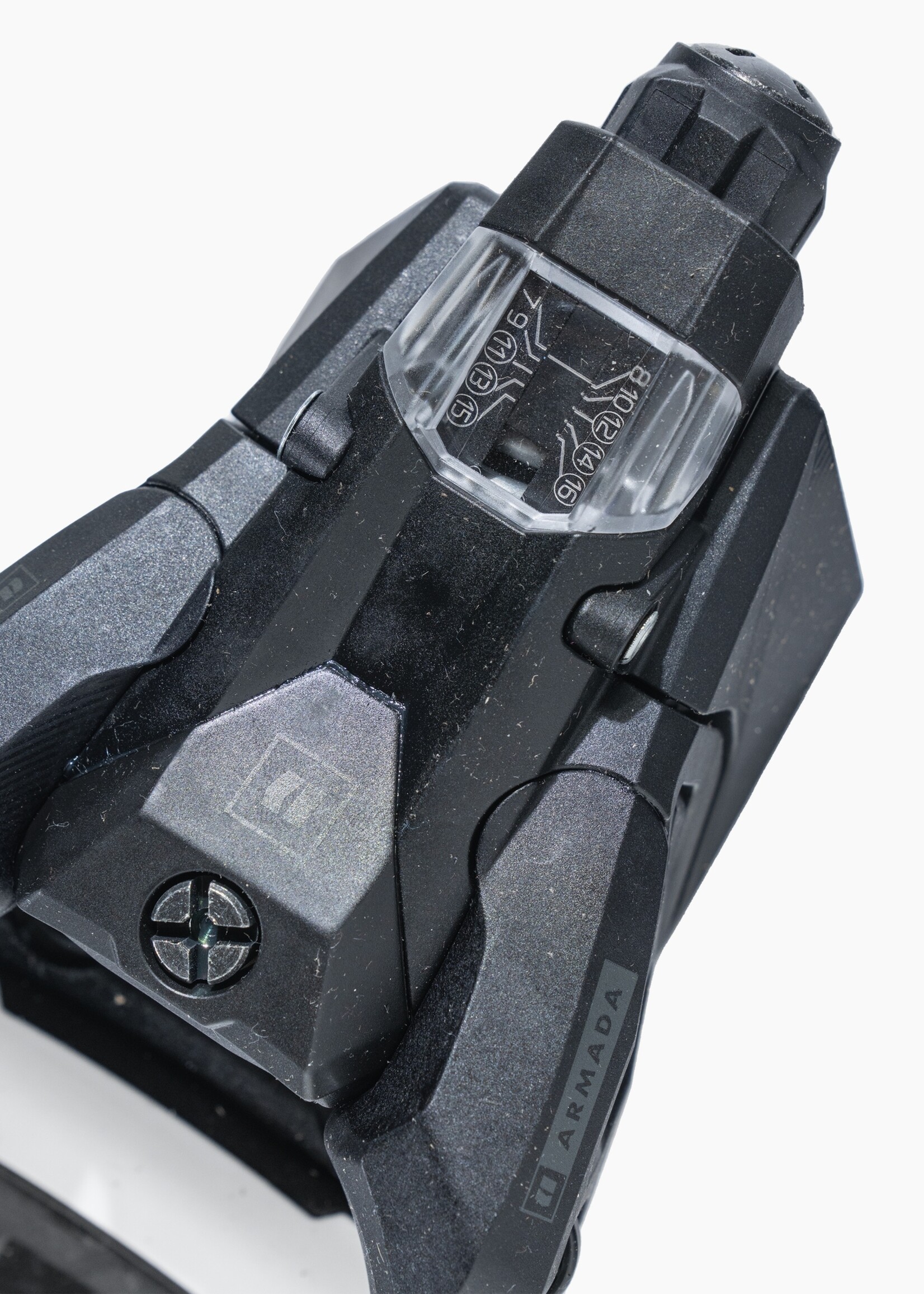 Armada Armada N Strive 16 MN