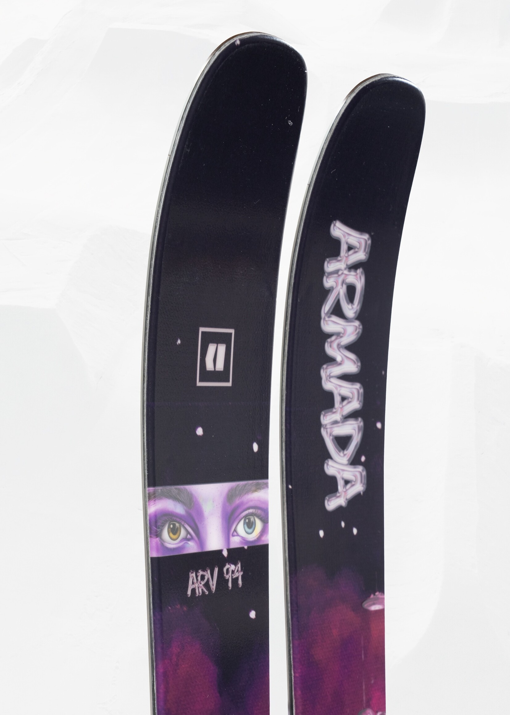 Armada 26 Armada ARV 94