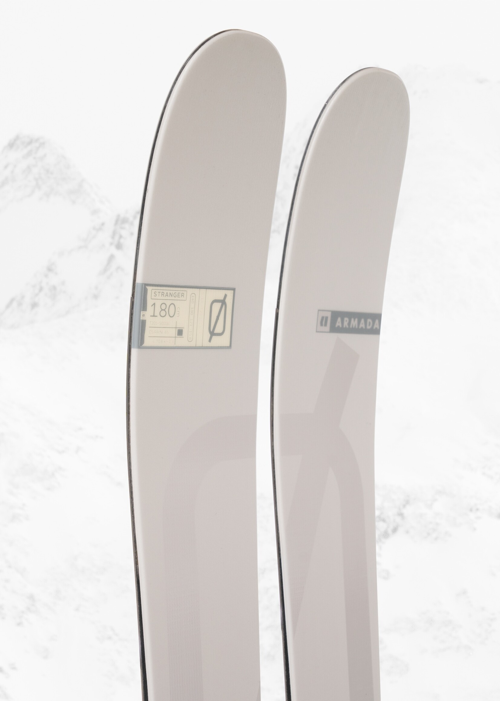 Armada 26 Armada Stranger 100