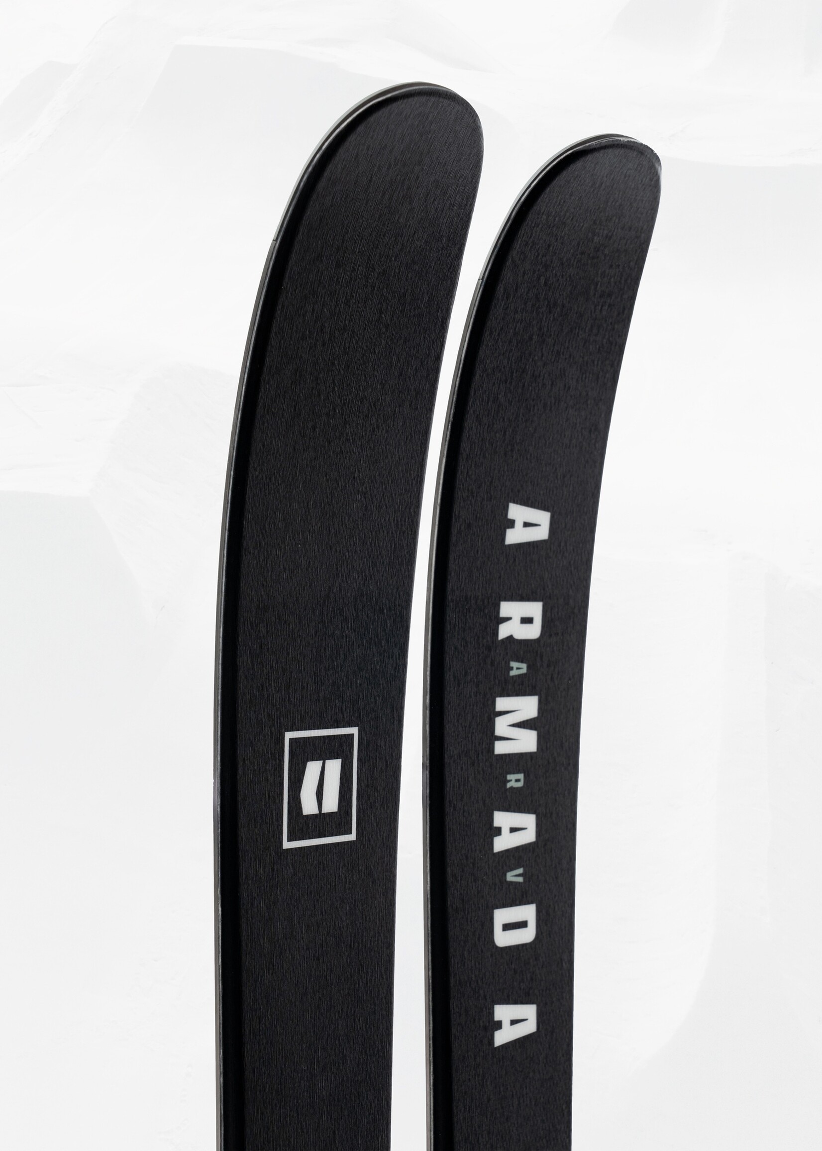 Armada 26 Armada ARV 84