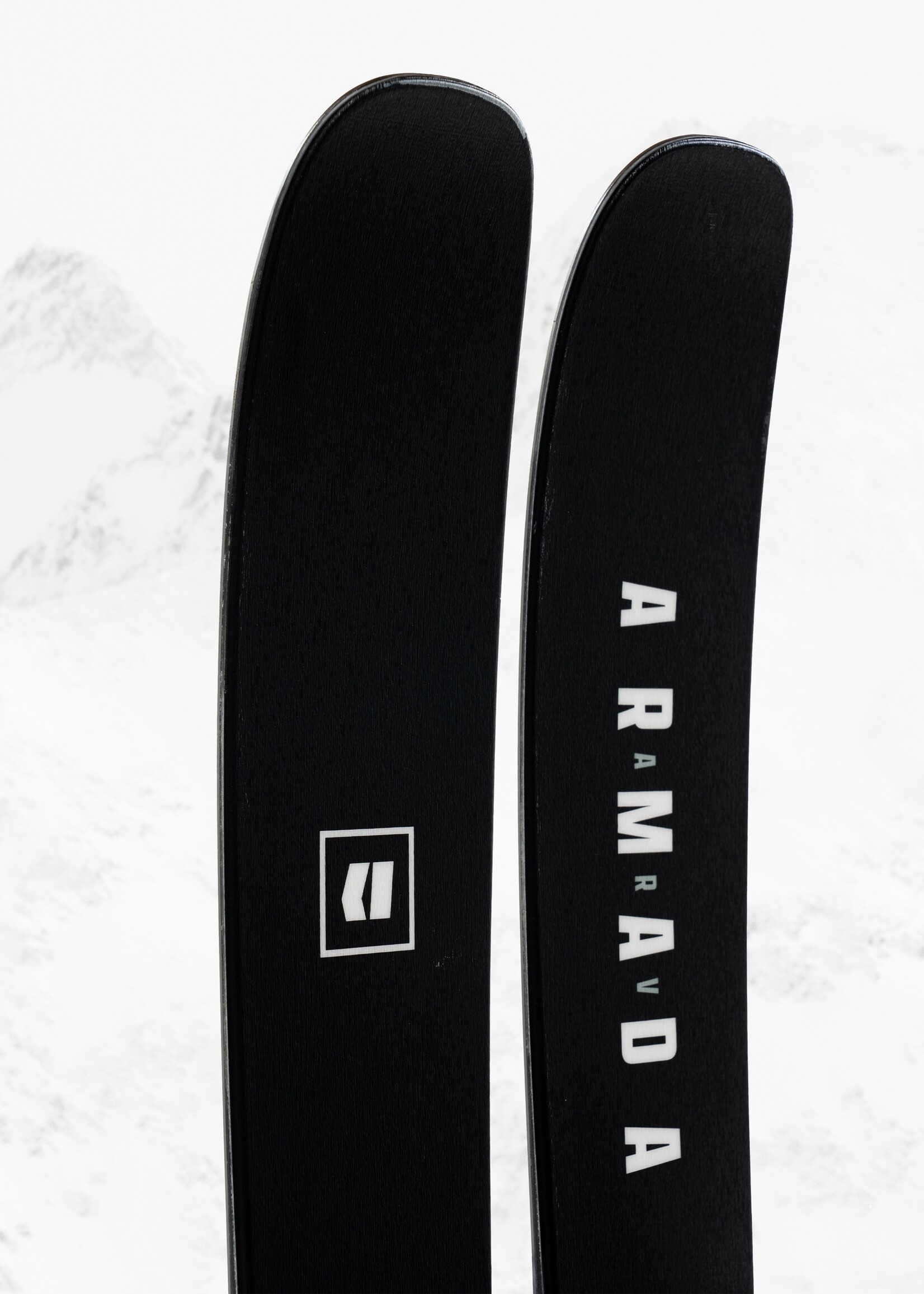 Armada 26 Armada ARV 106