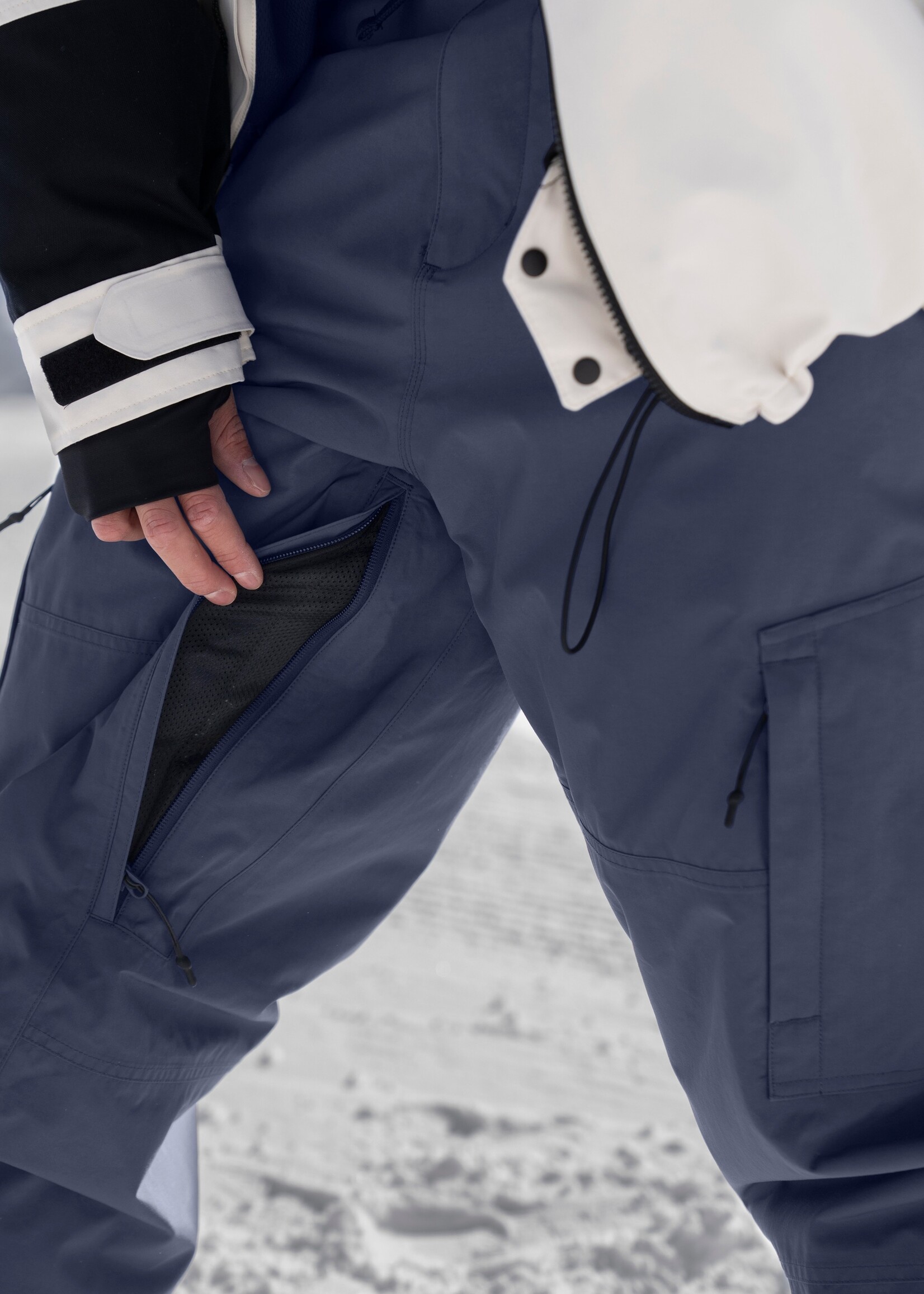 Armada Armada Corwin 2L Insulated Pant