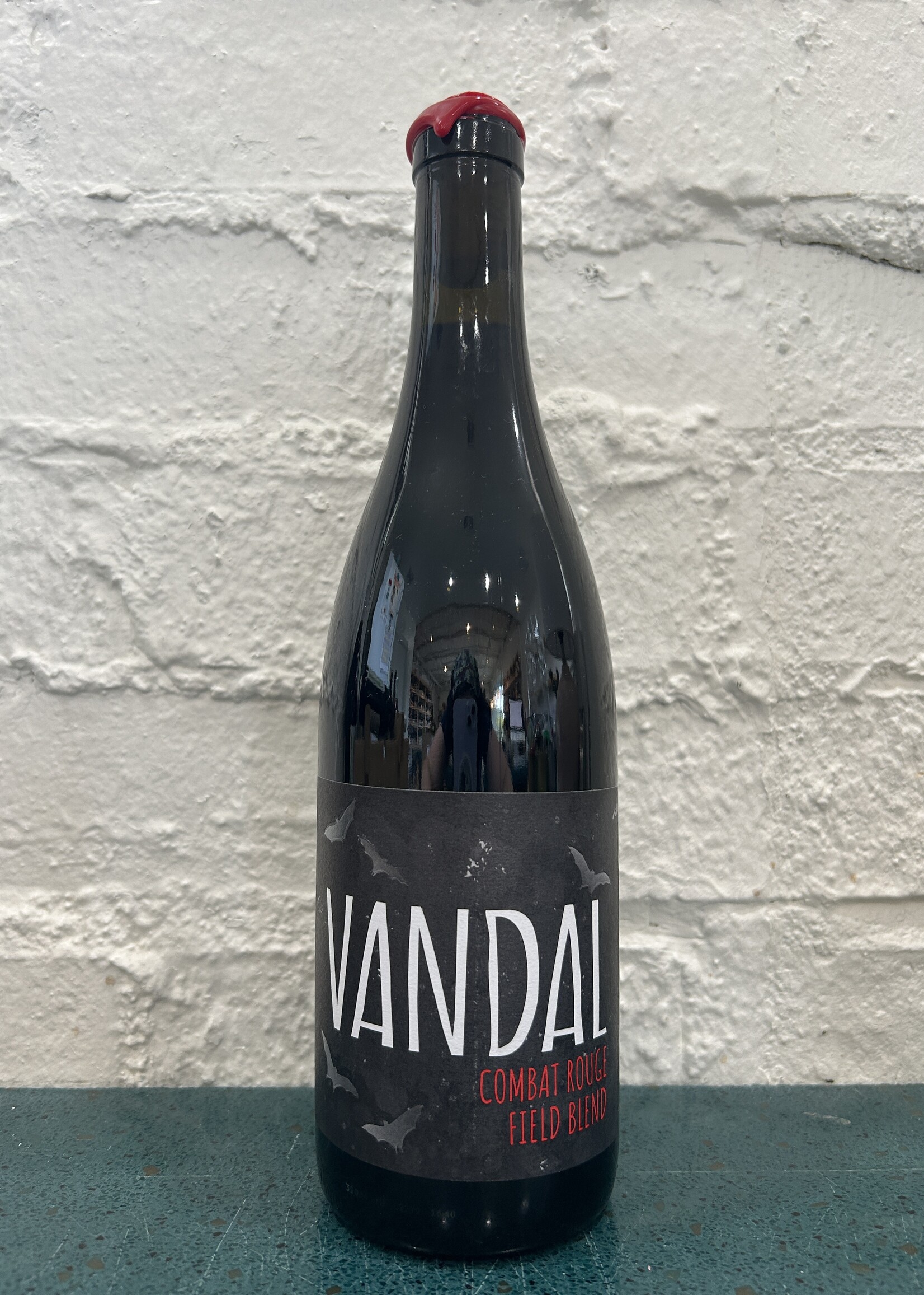 Vandal 'Combat' Rouge Field Blend