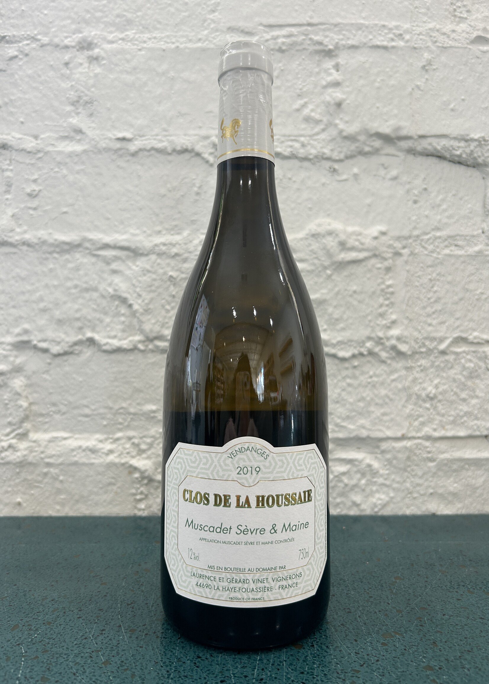 Uva Imports Domaines Vinet 'Clos de la Houssaie' Muscadet Sevre et Maine Sur Lie