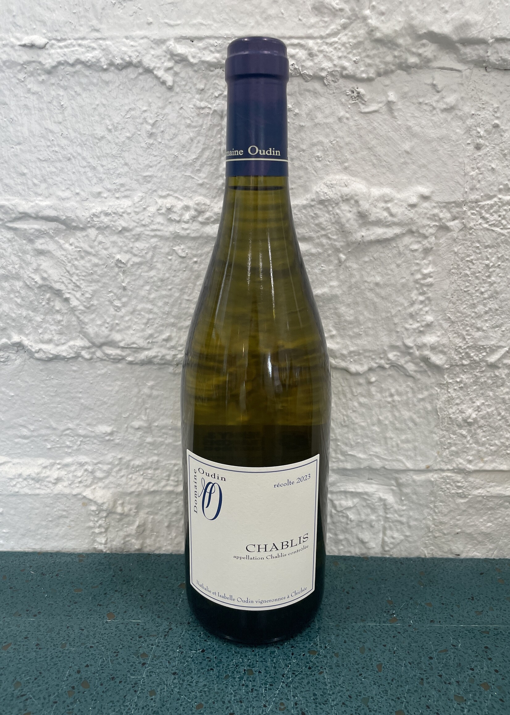 Jenny & Francois Domaine Oudin Chablis