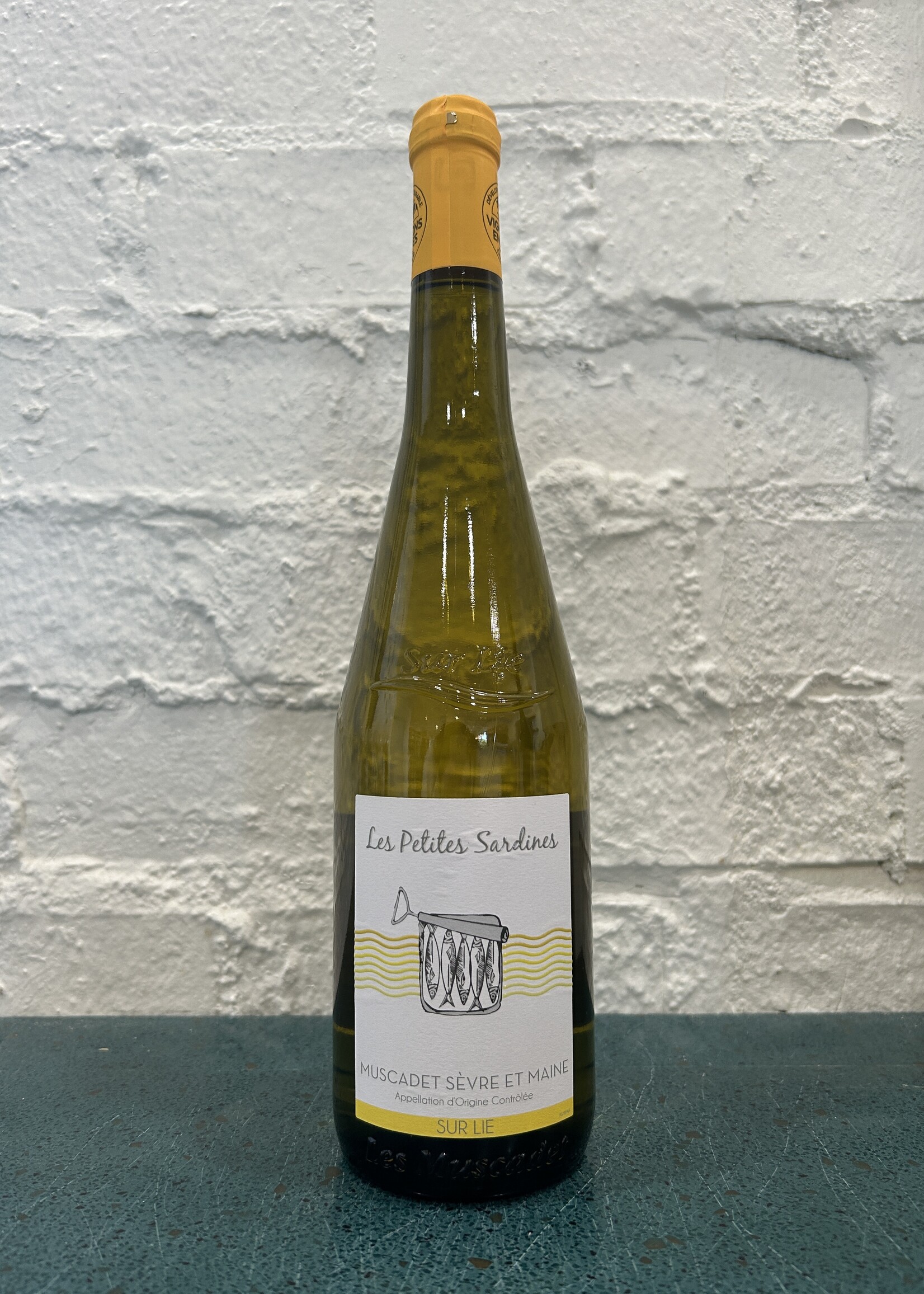 Grape Expectations Les Petites Sardines Muscadet Sevre et Maine Sur Lie