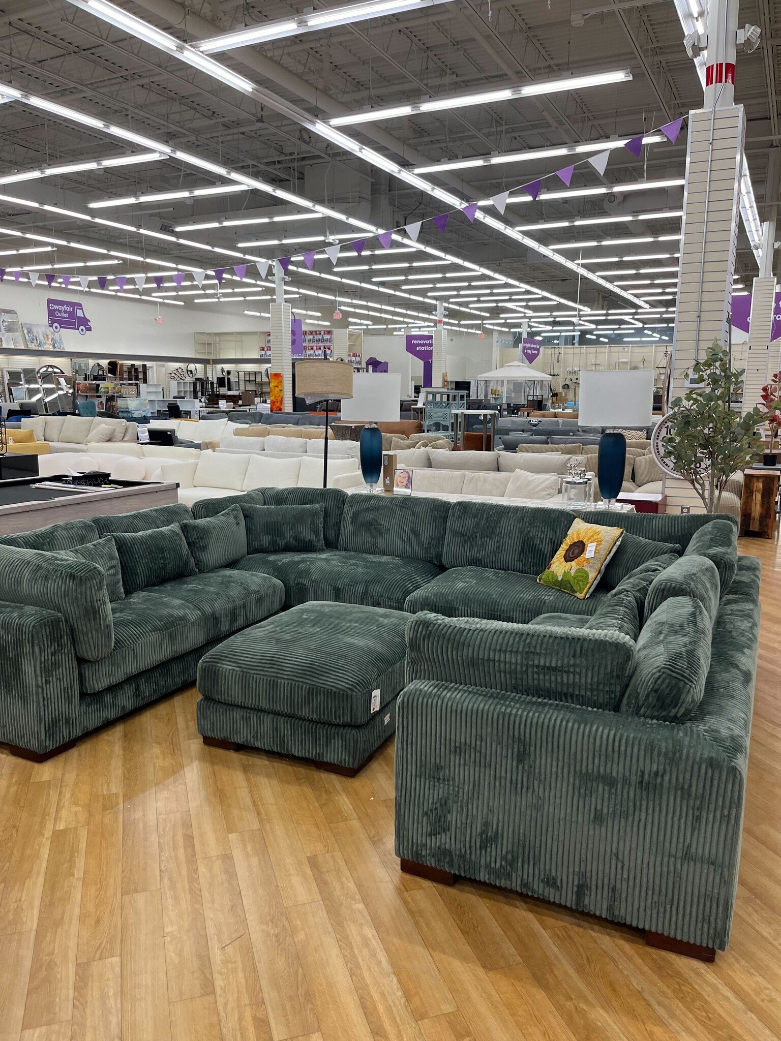 dare to decorate