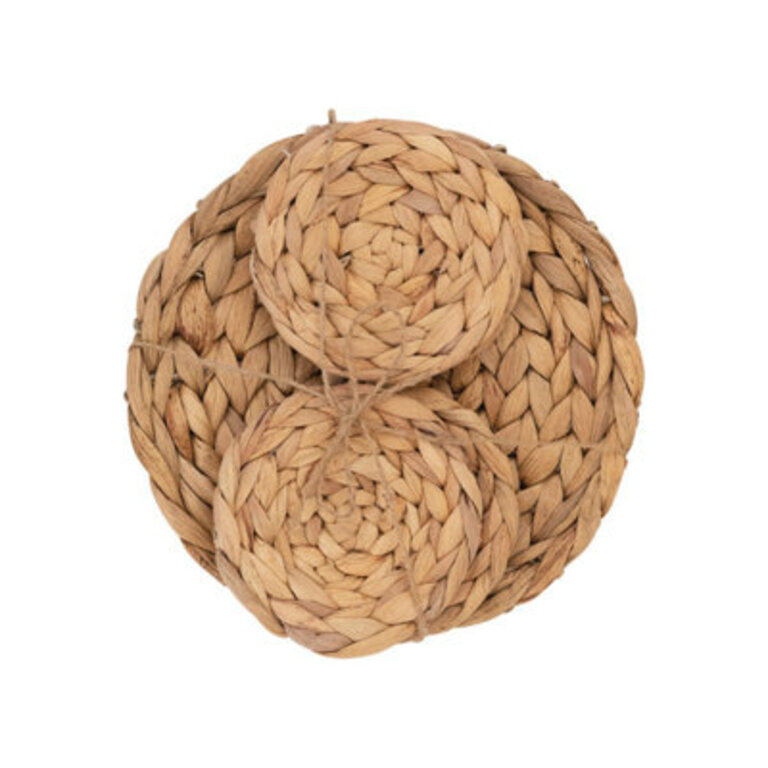 Hand-Woven Water Hyacinth Trivet And Round Coasters
