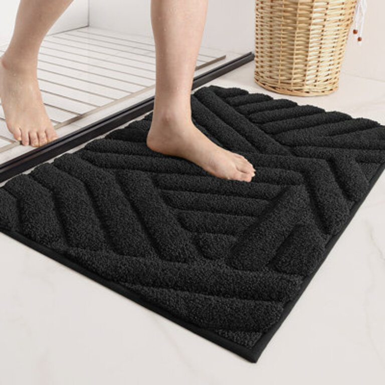 Ibnou Bath Rug with Non-Slip Backing Color: Black, Size: 24" L x 16" W