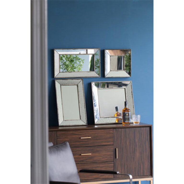 Sagunto Glass Accent Mirror, Wall Mirror Size: 18" x 18"