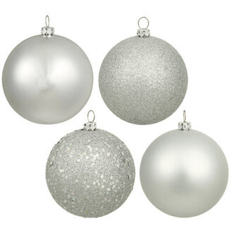 Holiday Décor Ball Ornament Color: Silver