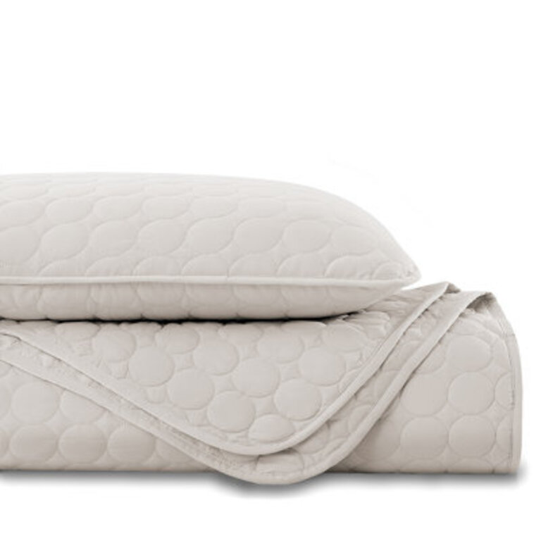 Southshore Fine Linens Lightweight Oversized Reversible Quilt Set with shams