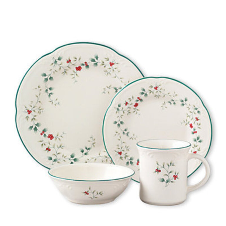 Pfaltzgraff Winterberry 16-Piece Dinnerware Set Service for 4