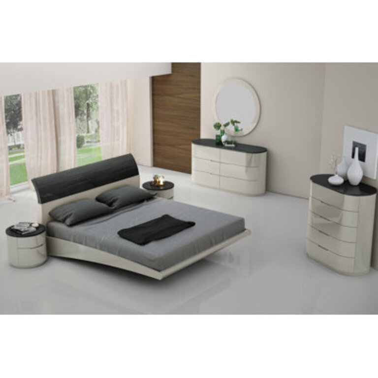 Amsterdam 605 W 6 - Drawer Dresser