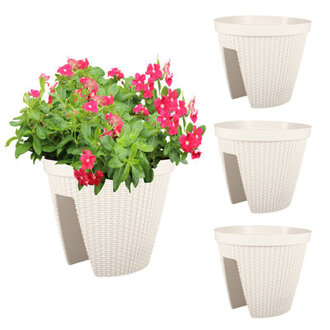 Quindarrius Outdoor Railing Planter