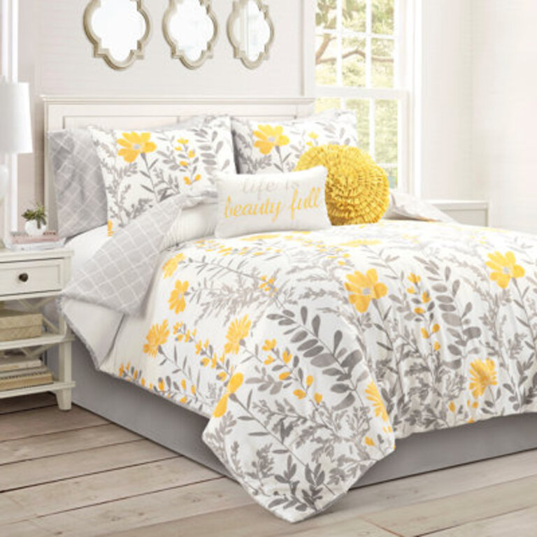 Lush Decor Aprile Floral Reversible Comforter Set