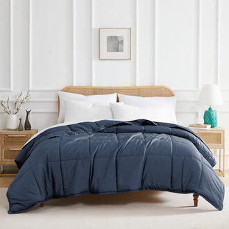 Vilano Springs  Oversized Down Alternative Comforter with piped Edging and corner loops Easy care