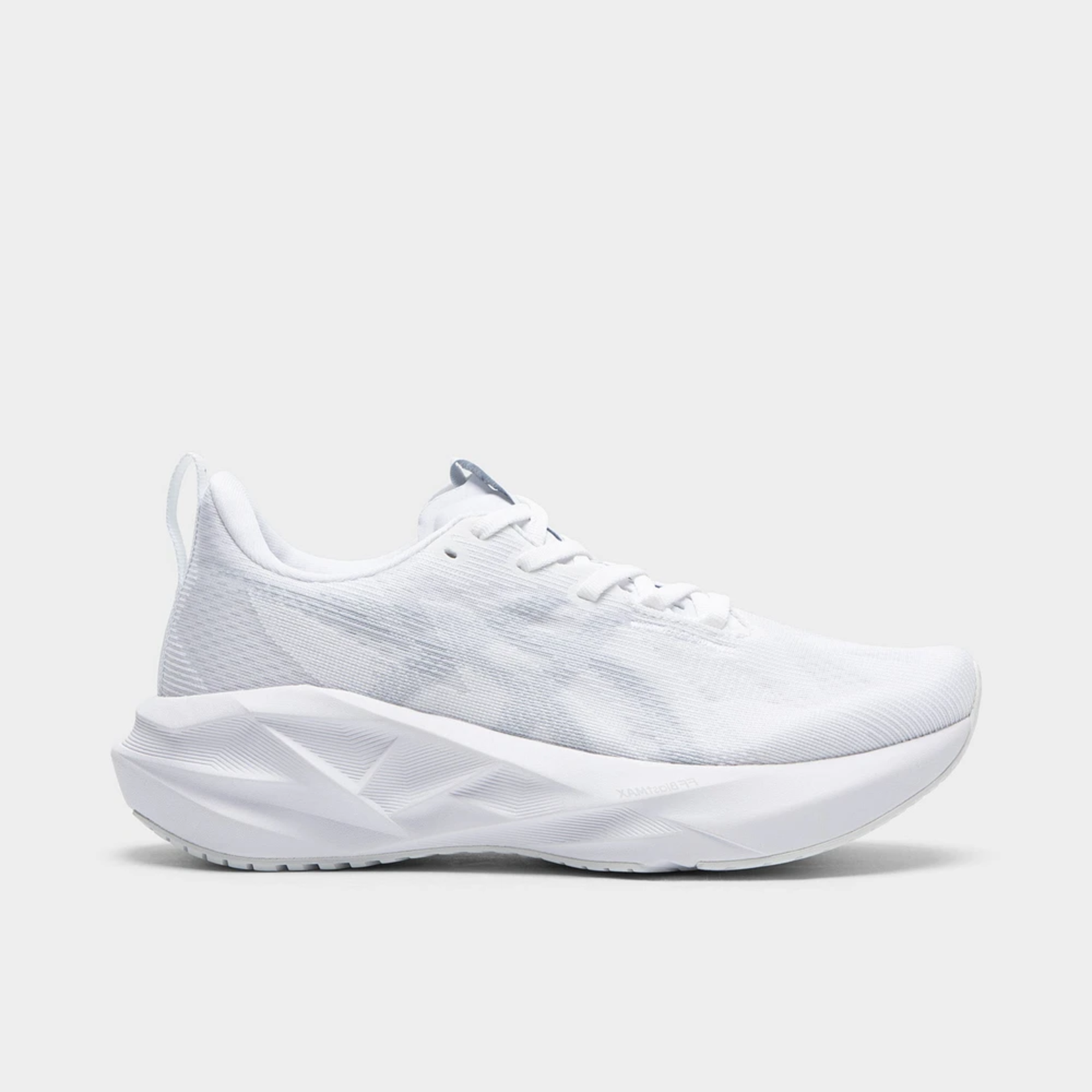 Asics Women's Novablast 5
