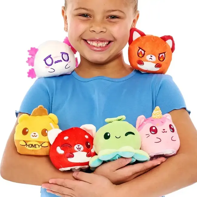 Plushiverse Kawaii Cuties Reversible Plushie Mystery Box