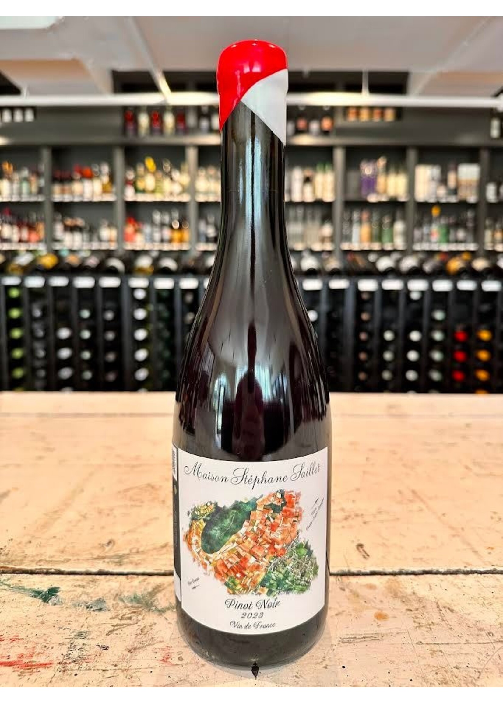 Maison Stephane Saillet Pinot Noir - 750 ML
