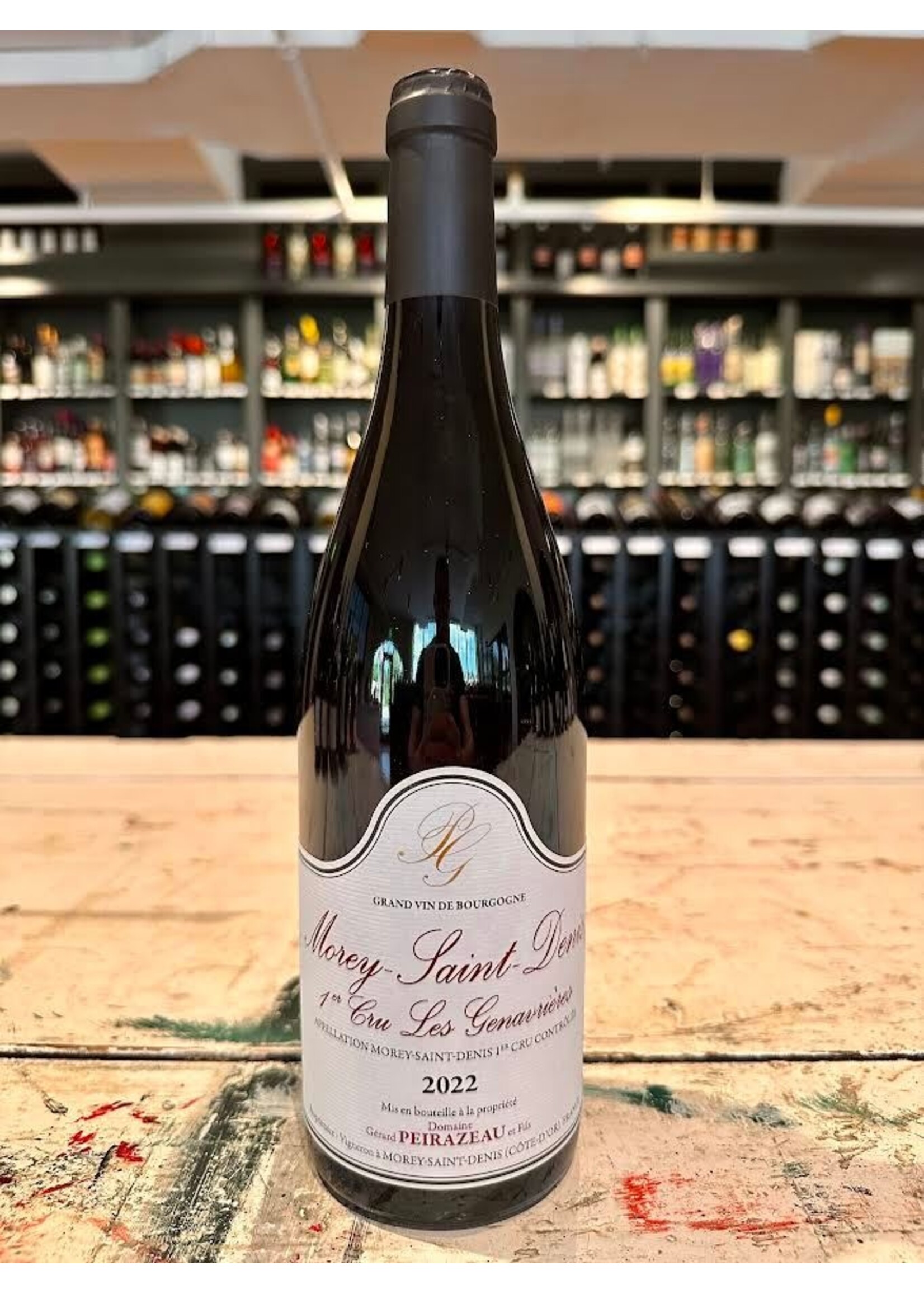 Domaine Gerard Peirazeau & Fils Morey-Saint-Denis 1er Cru Les Genavrieres Rouge - 750 ML