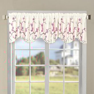 Floral Scalloped 60'' Window Valance Color: Pink